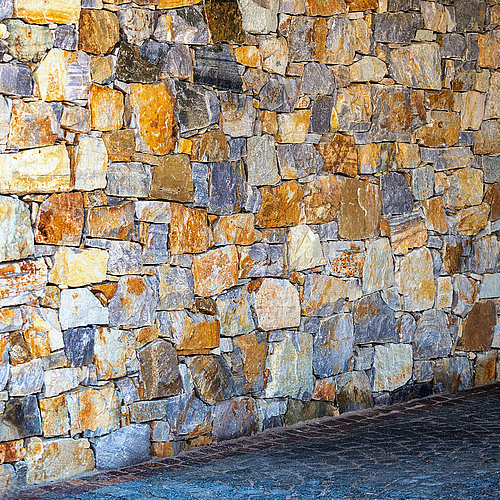 Natursteinmauer Göttweiger Granulit 